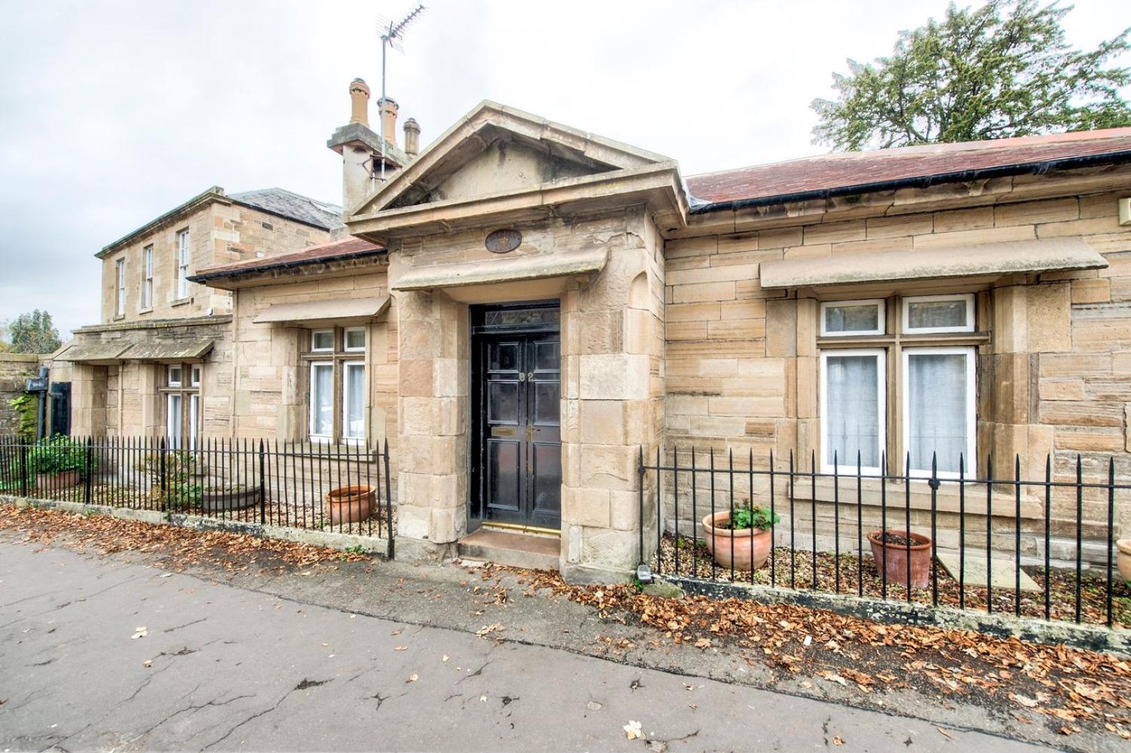 Guestready - Classic Charm Near Holyrood Park EDI Eksteriør billede